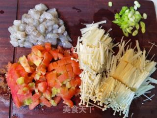 番茄虾仁疙瘩汤的做法步骤：3