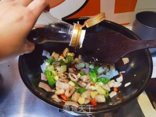 辣椒炒肥肠的做法步骤：12