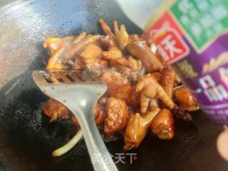 胡萝卜土豆烧鸡翅的做法步骤：12