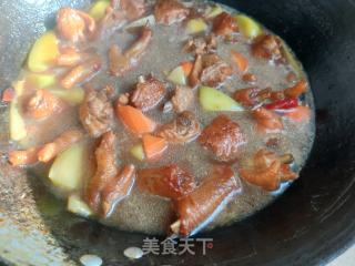 胡萝卜土豆烧鸡翅的做法步骤：17