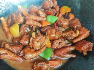胡萝卜土豆烧鸡翅的做法步骤：19