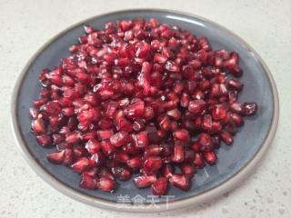 石榴热红茶的做法步骤：3