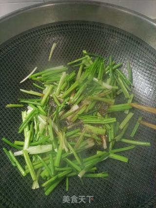 香菜胡萝卜炒肚丝的做法步骤：14