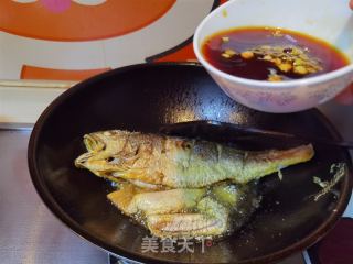 葱烧黄鱼的做法步骤：21