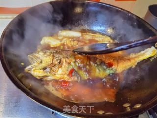 葱烧黄鱼的做法步骤：25