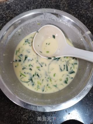 菠菜鸡蛋饼的做法步骤：4