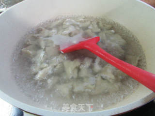 肉片青椒炒烤麸的做法步骤：4