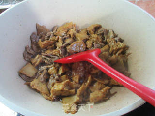 肉片青椒炒烤麸的做法步骤：10