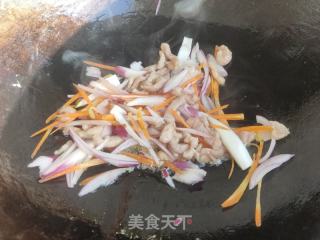 肉丝炒饼的做法步骤：8