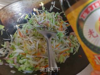 肉丝炒饼的做法步骤：11