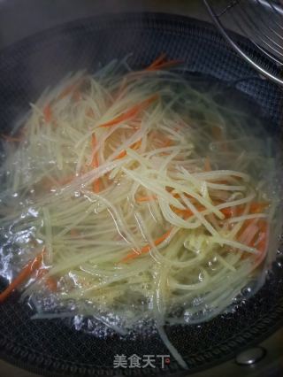 海米呛拌土豆丝的做法步骤：5