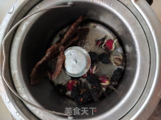 抗疫双花陈皮茶的做法步骤：3