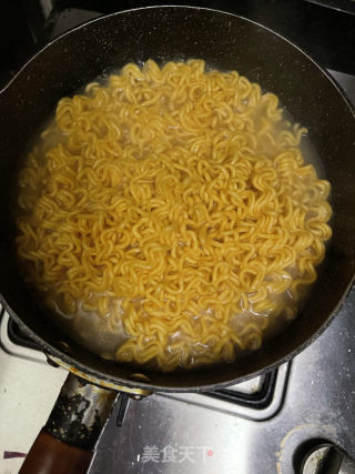 牛奶芝士火鸡面的做法步骤：3