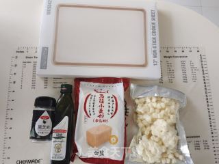 橄榄油芝麻乳酪面包的做法步骤：1