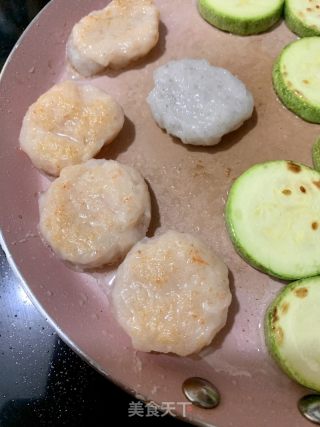 聖誕小吃（翠玉瓜漢堡）的做法步骤：5