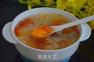 桃胶银耳羹的做法