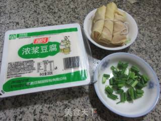 肉面结豆腐汤的做法步骤：1