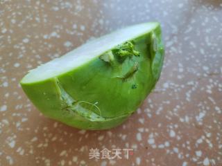 虾仁炒苤蓝的做法步骤：1