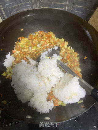 随便蛋炒饭的做法步骤：7