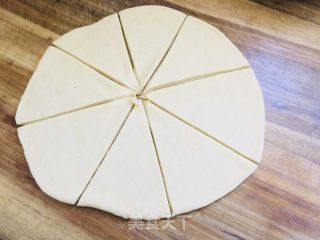 牛角包的做法步骤：7