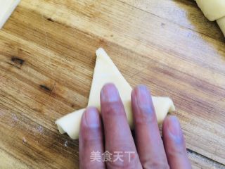 牛角包的做法步骤：8