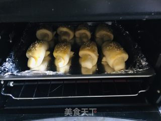 牛角包的做法步骤：13