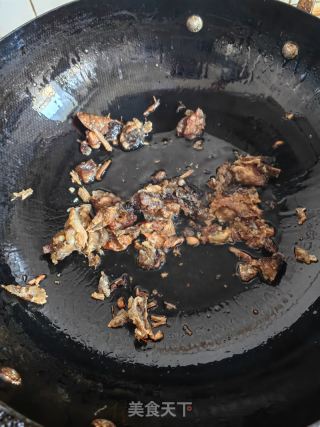 腊肉青笋焖饭的做法步骤：3