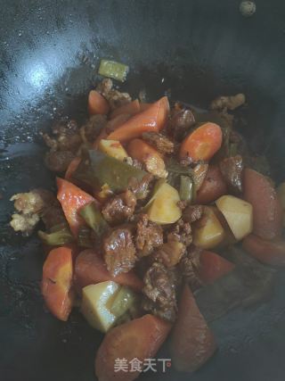 胡萝卜烧牛肉的做法步骤：7
