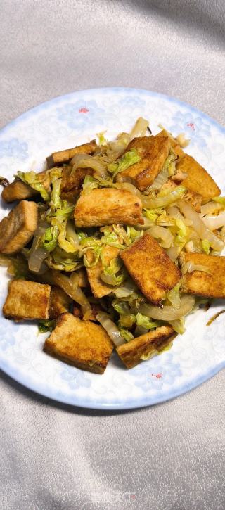 白菜炒冻豆腐的做法步骤：8