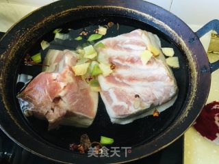 传统红烧肉的做法步骤：1