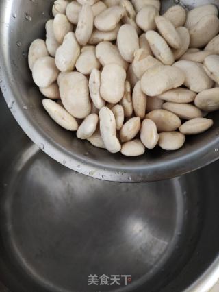 五指毛桃大芸豆龙骨汤的做法步骤：3