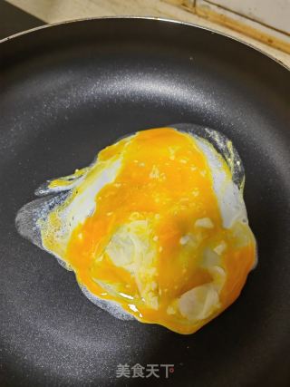 芽菜炒河粉的做法步骤：1