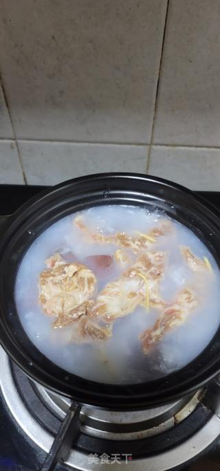 猪红牛肉韭菜粥的做法步骤：6