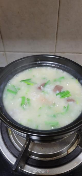 猪红牛肉韭菜粥的做法步骤：10