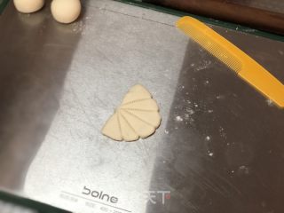 荷叶饼的做法步骤：6