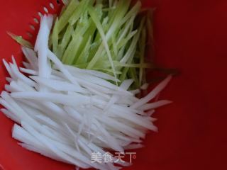 盐腌双丝的做法步骤：5