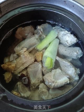 清炖排骨的做法步骤：3