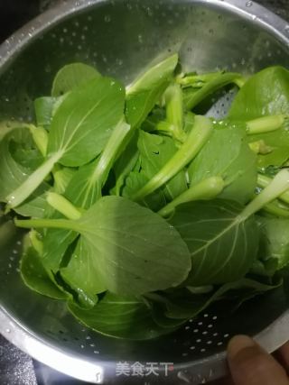 猪油炒青菜的做法步骤：1