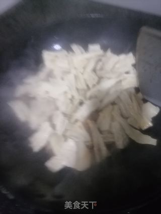 腐竹烧肉的做法步骤：4