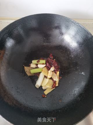 铁锅炖鱼的做法步骤：8
