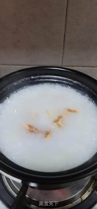 鸡蛋牛肉香菜粥的做法步骤：5