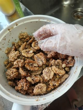 琥珀桃仁的做法步骤：8