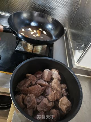 卤牛肉的做法步骤：6