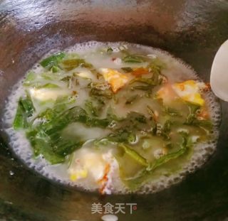 裙带菜鸡蛋汤的做法步骤：4