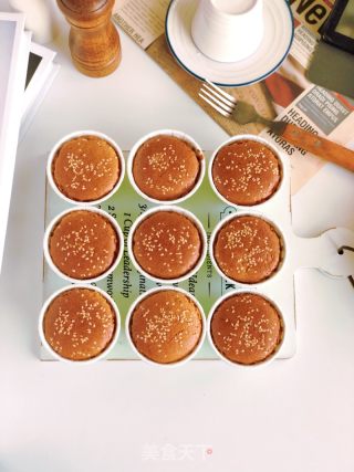 红糖红枣杯子蛋糕的做法步骤：7