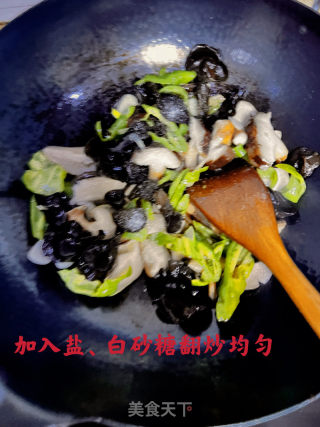素炒鲜香菇的做法步骤：8