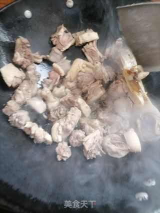 红烧鸭肉的做法步骤：5