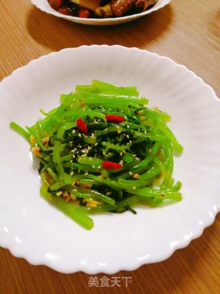 凉拌茼蒿的做法步骤：6