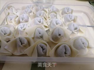韭菜大馄饨的做法步骤：7
