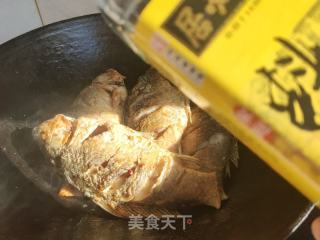 红烧鲫鱼的做法步骤：6